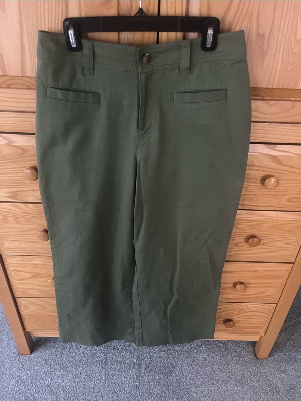 On 34th NWT Olive Green Women’s high rise wide leg cotton pants